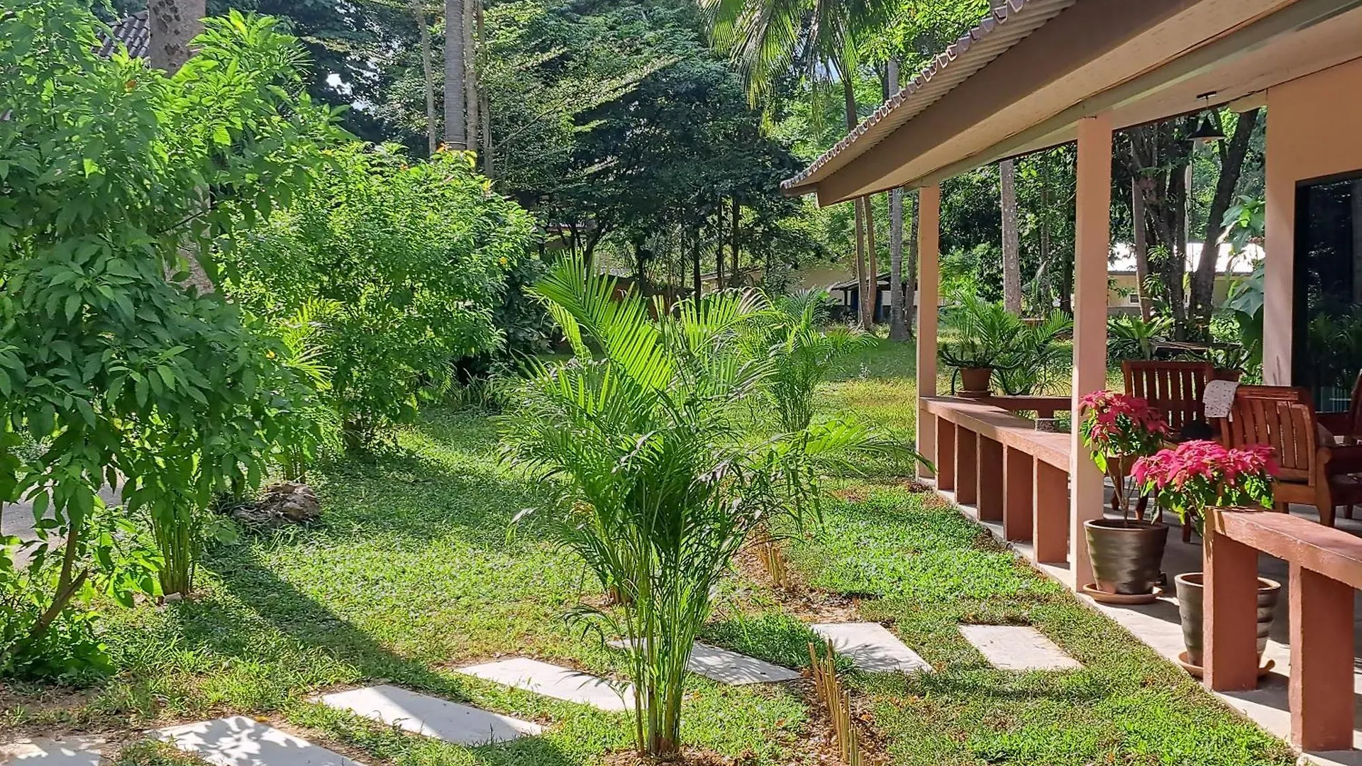 קו לנטה Baan Long Beach תאילנד