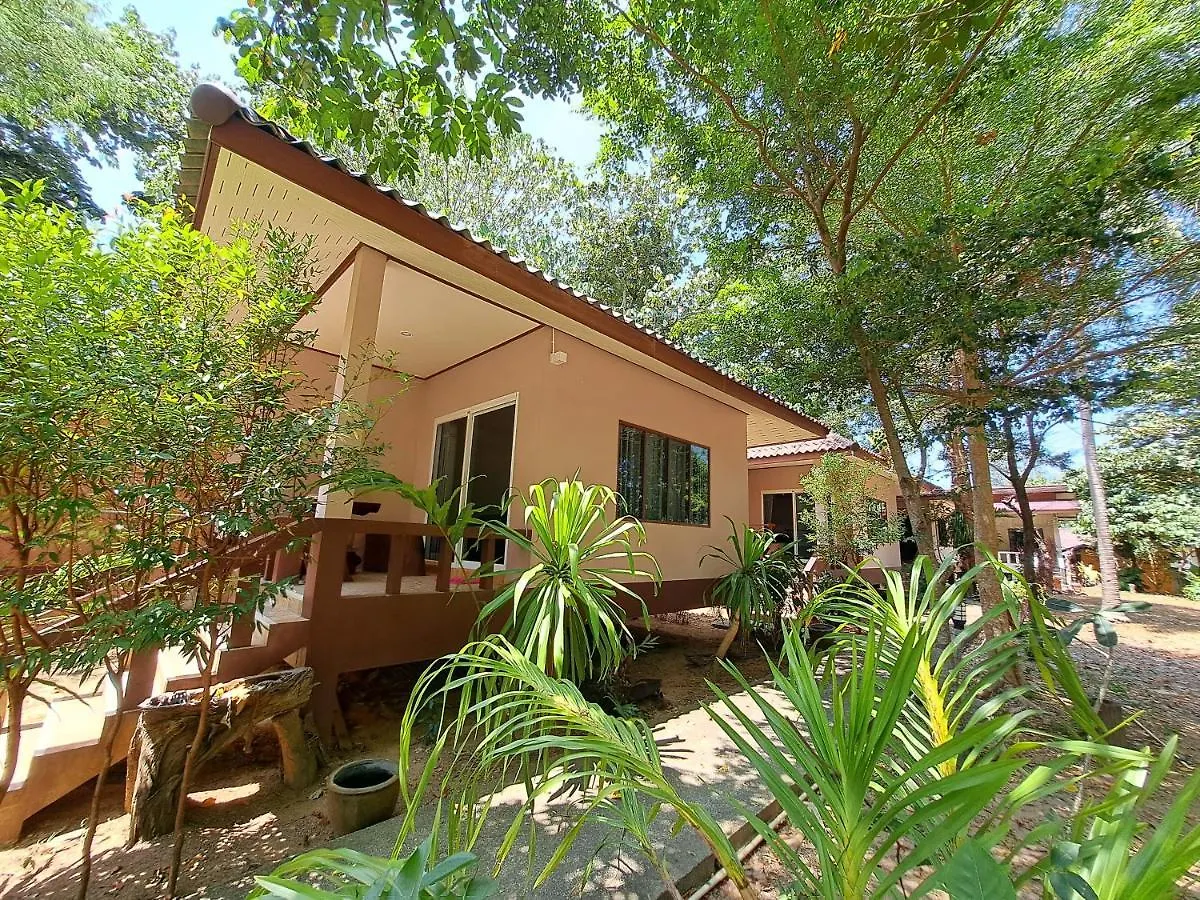 Baan Long Beach Ko Lanta