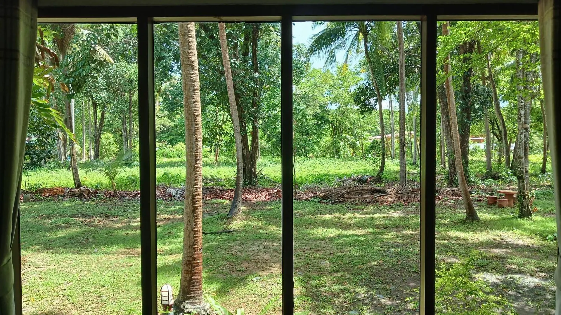 Hytte Baan Long Beach Ko Lanta Thailand
