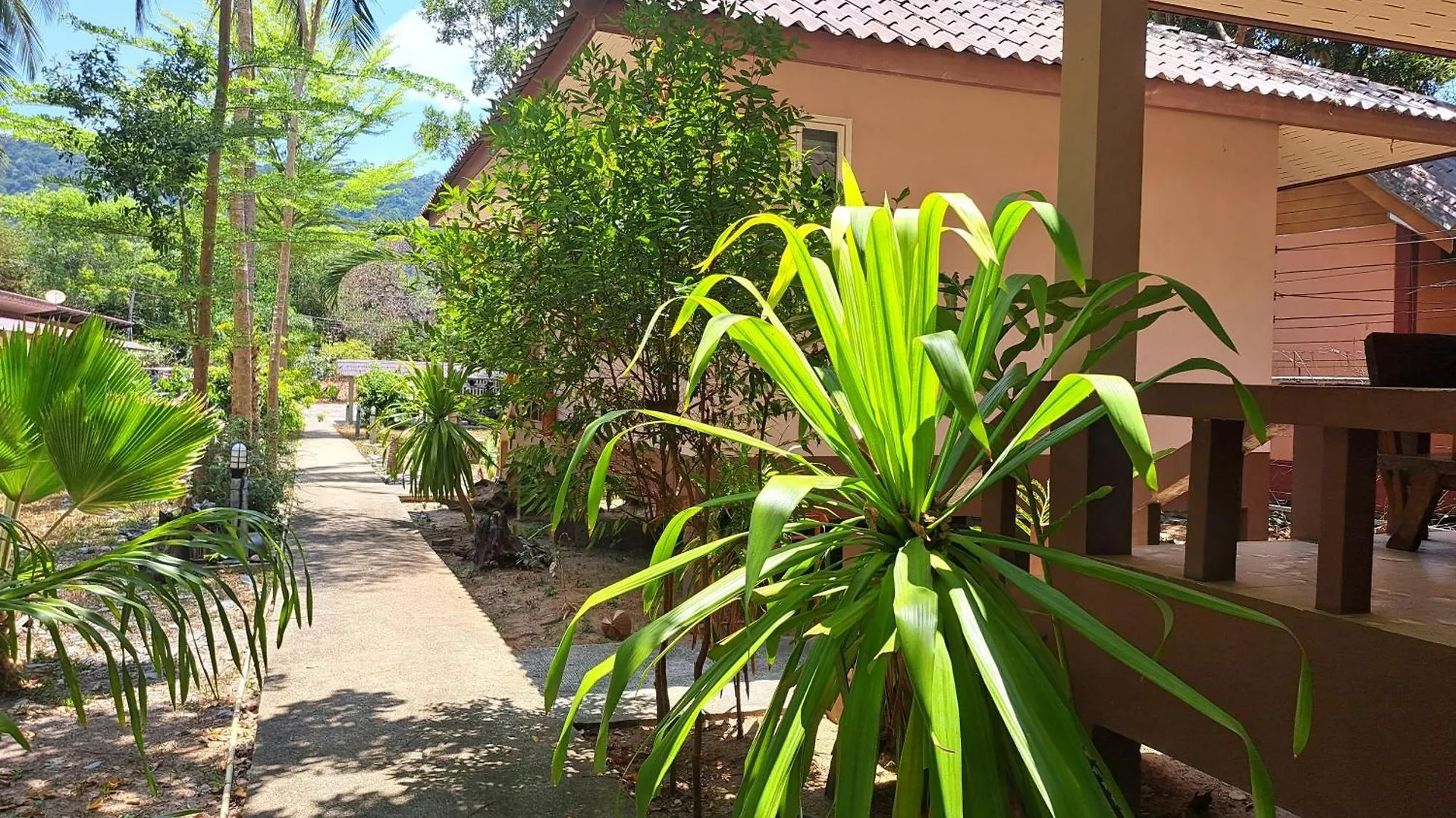 Baan Long Beach Ko Lanta 0*,  Thailand