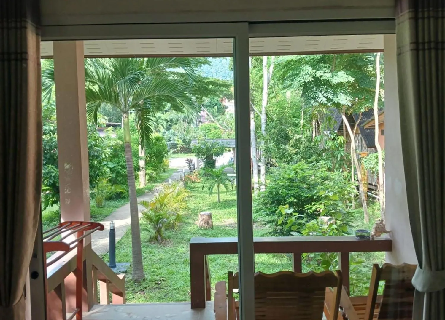 Baan Long Beach Ko Lanta