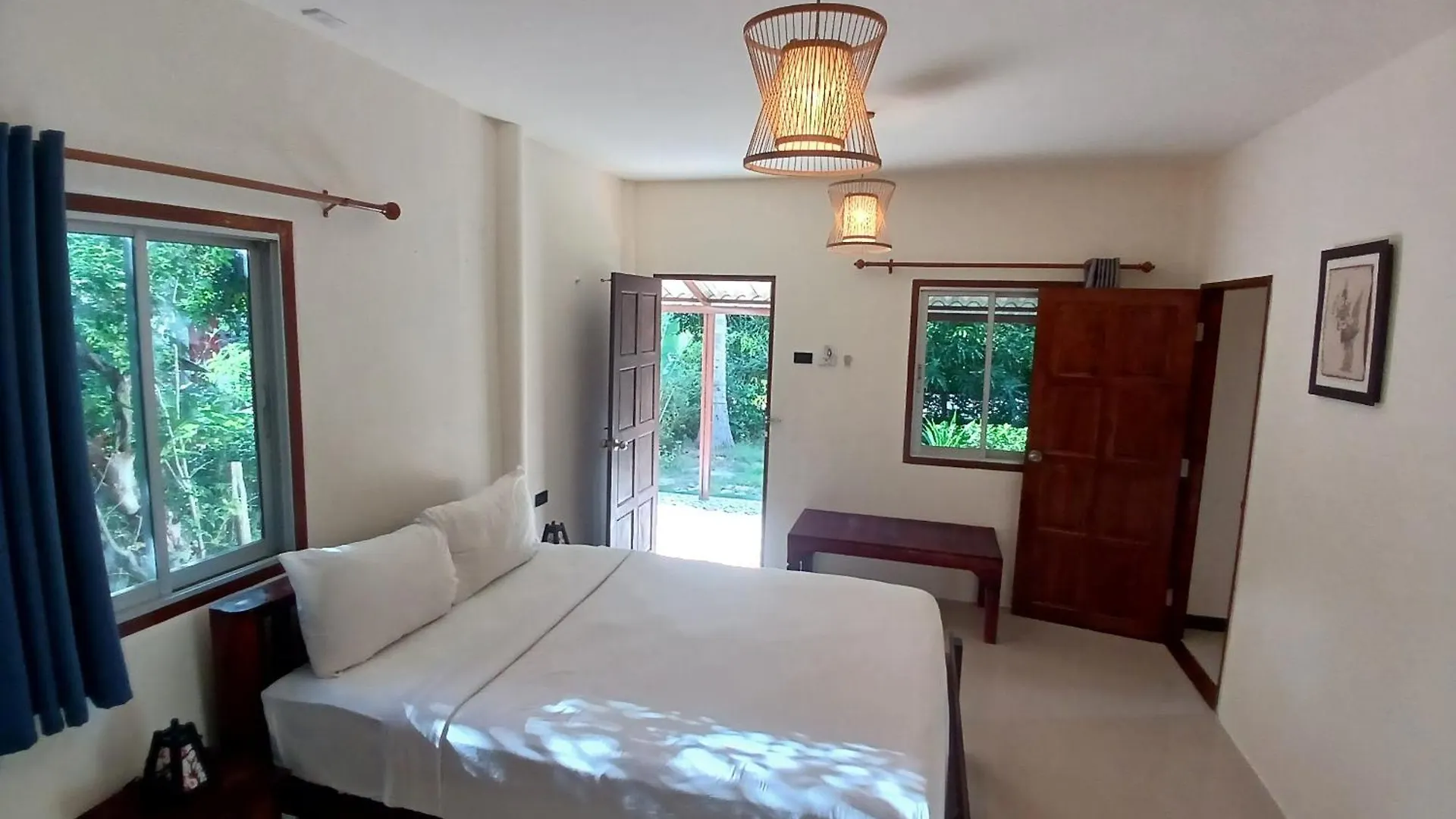 Baan Long Beach Ko Lanta